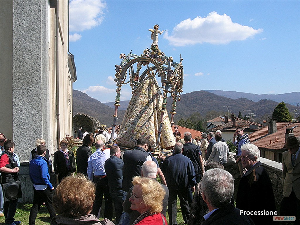 11-Processione