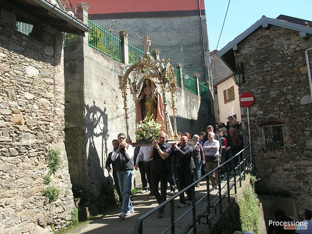 12-Processione