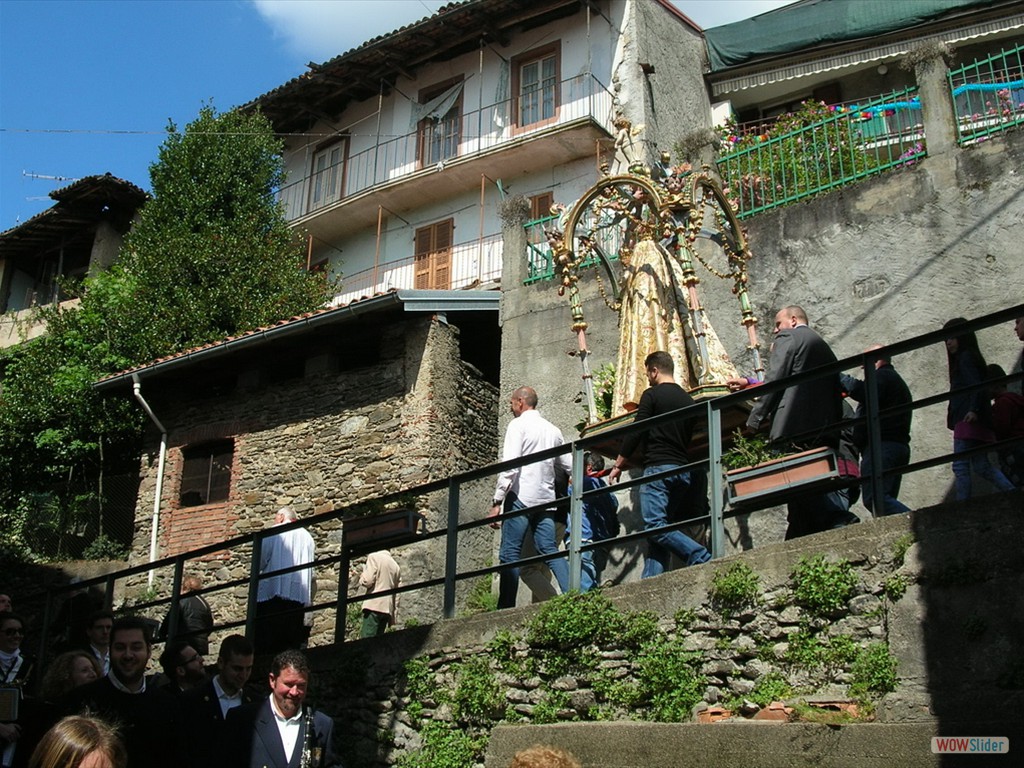 22-processione