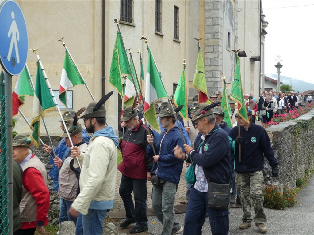06- Corteo, bandiere