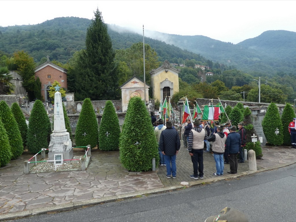 10- Onore ai caduti